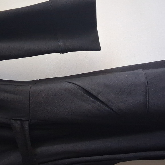 Diane Von Furstenburg DVF Black Wool Wrap Dress Sz 6 - Picture 10 of 10